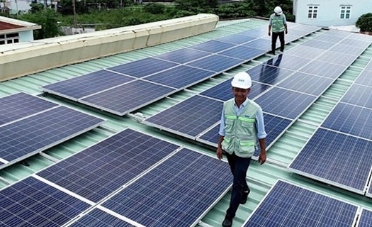 Bộ trưởng Công Thương nói gì về phát triển điện mặt trời mái nhà không giới hạn?